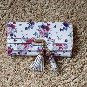 Elegant Floral Women's Wallet with Tassels